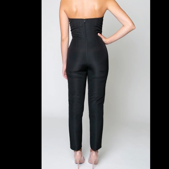 FABULOUS Alexia Maria jumpsuit, Size 2. - Picture 3 of 5